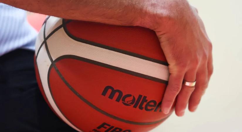 A FIBA továbbra sem engedi versenyezni az orosz és a fehérorosz kosárcsapatokat