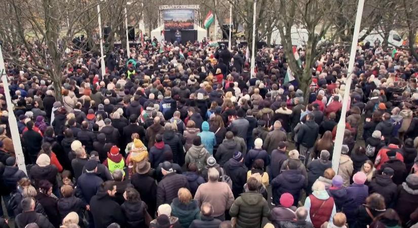 Orbán Viktor után Magyar Péter tart fórumot Kecskeméten