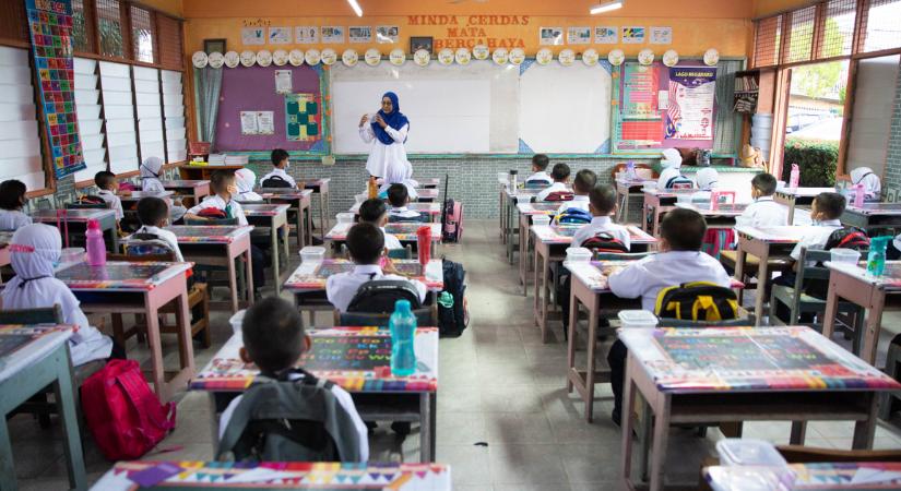 Malájziában bevezetik az iskolai botozást