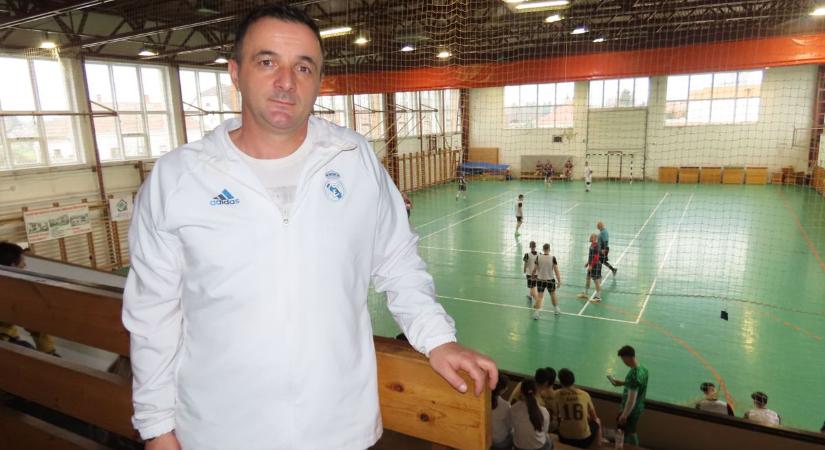 Ez a tragédia! Két kislány maradt árván, értük szerveztek focitornát a Rábaközben - fotók, videó