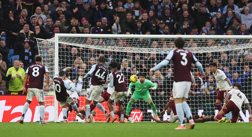 PL: az utolsó pillanatban szenvedett vereséget a Villa Parkban az Arsenal! – videóval