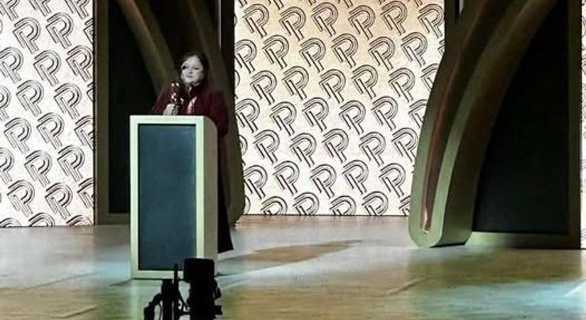 Prima Primissima díjat kapott az énekes-népmesemondó