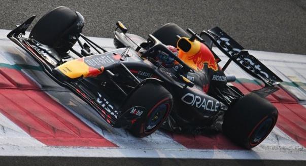 Verstappené a pole az F1-es Abu Dhabi Nagydíjon