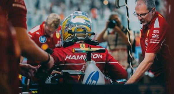 „Kibírhatatlan dühöt és haragot érzek” – Hamilton harmadszor is Q1-ben esett ki