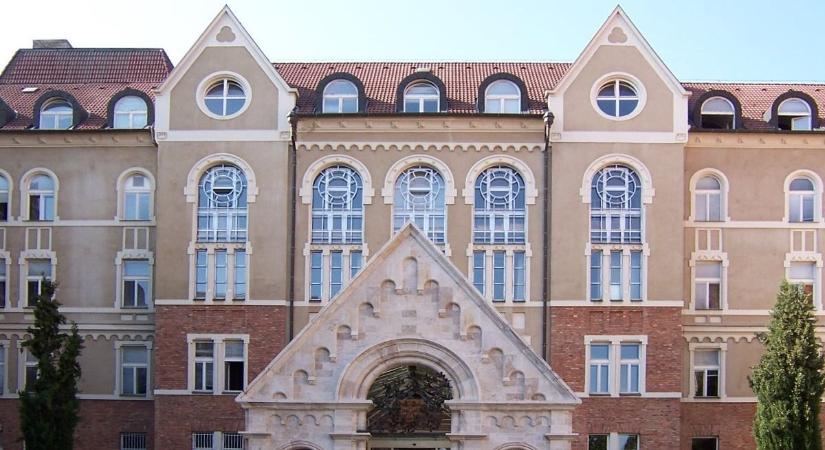 Alapvető dolog, hogy a tudósember elmagyarázza, hogy a munkája miben járul hozzá a köz javához