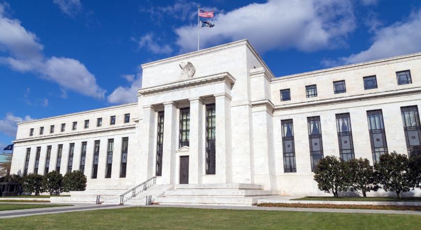 Változatlanul hagyta kamatát a Fed