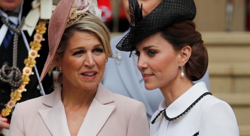 Így üzennek a hercegnék és királynék az öltözékükkel: minden színnek titkos jelentése van