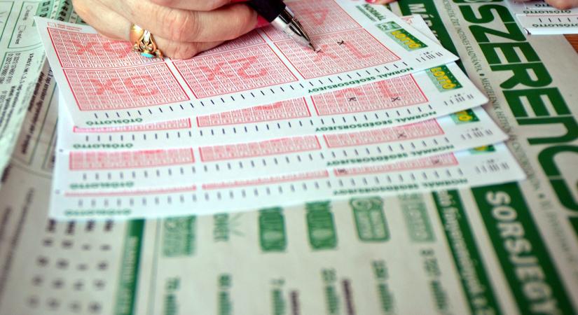 Kétmilliárd forint fölött az Ötöslottó főnyereménye, ezekkel a számokkal lehetett ma nyerni