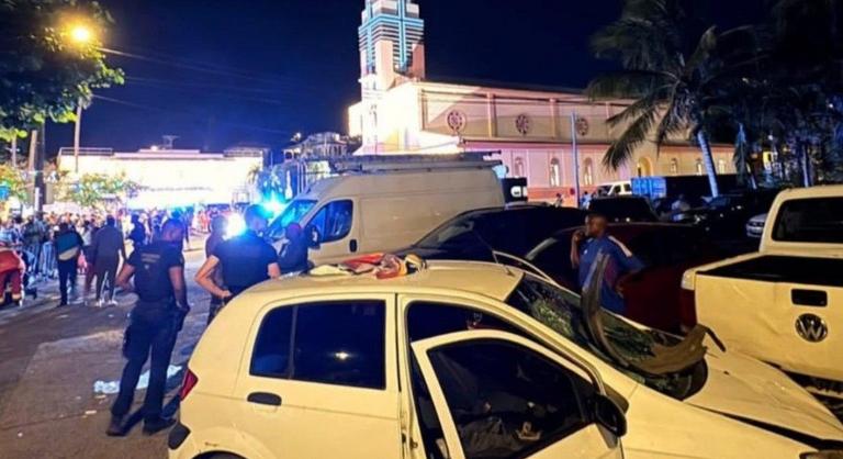 Karácsonyi tömegbe hajtottak egy francia üdülőhelyen, többen meghaltak