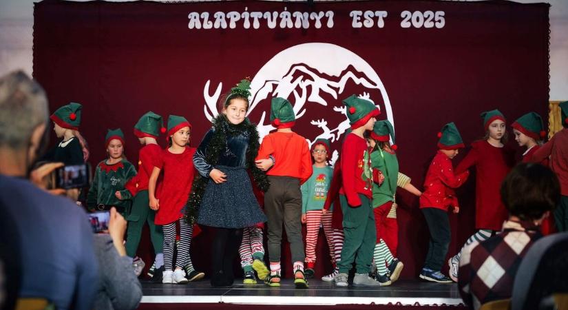 Vastapssal ünnepelték a Jerney diákjait – újabb sikeres alapítványi estet tartott az iskola