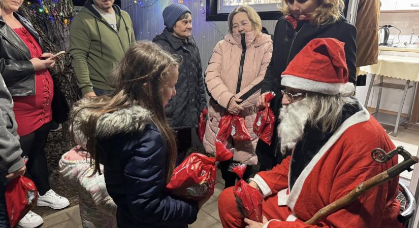 Fideszes politikusok nélkül nincs Mikulás a hajdú-bihari gyerekeknek