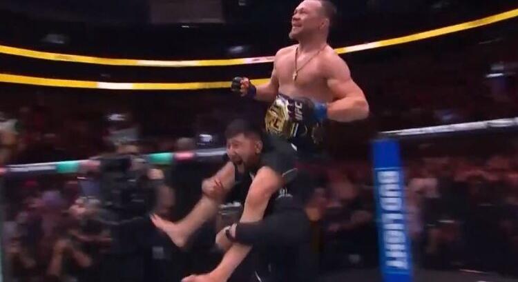 Petr Yan legyőzte Merab Dvalishvilit!