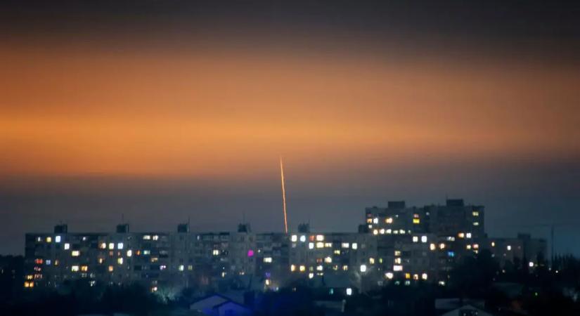 Kremencsukot támadták az oroszok, robbanásokat lehetett hallani a településen