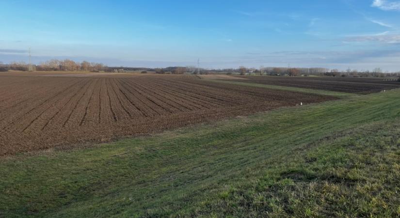 Felhőzetcsökkenés érkezik nyugatról, keleten marad a borongós idő