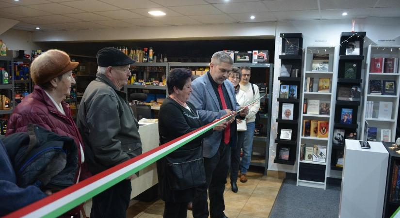 Megnyílt a nagykaposi Centurio könyvesbolt