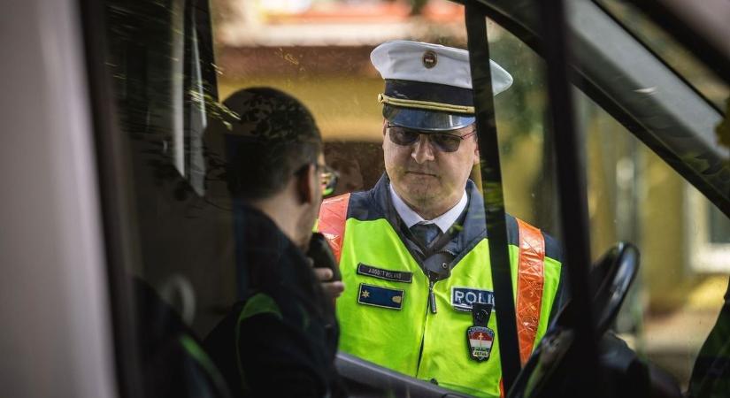 Jönnek a megemelt bírságok, mostantól mélyen a zsebükbe nyúlhatnak a sofőrök