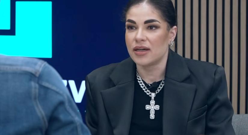 Furcsa beszélgetés zajlott le Gáspár Evelin és Szijjártó Péter között