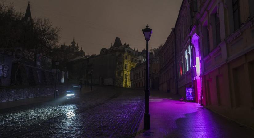 Több hétbe telik, míg sikerül helyreállítani a villamoshálózatot Ukrajnában