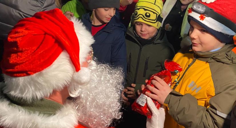 A Mikulás és a Grincs is ellátogatott a Guba parkba – fotók, videó