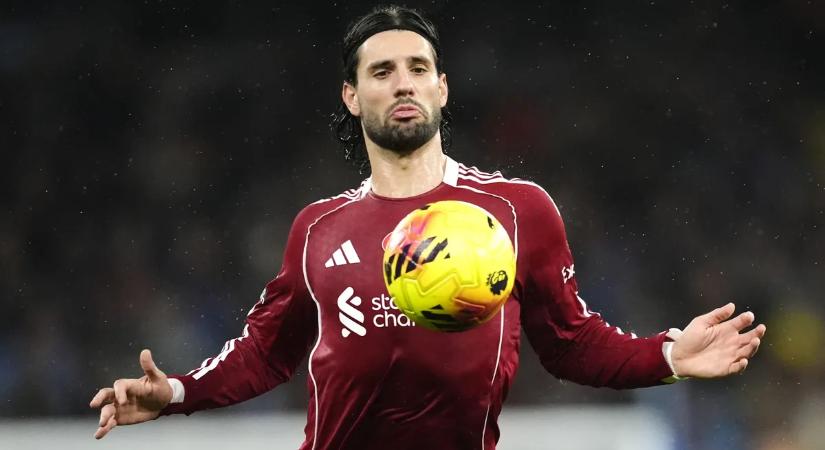 Buzsik Borkát támadják; Szoboszlai Dominik kiakasztotta a szurkolókat