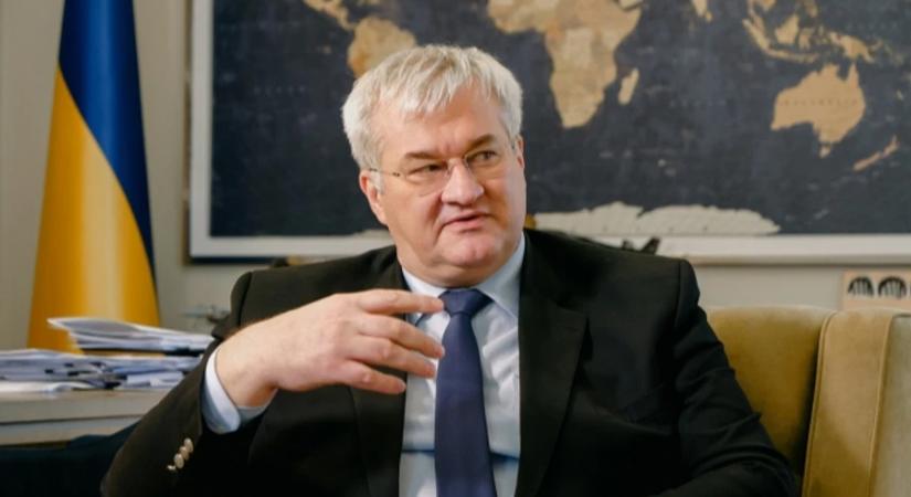 Szibiha: már huszonegy ország finanszírozza az amerikai fegyverek vásárlását Ukrajnának