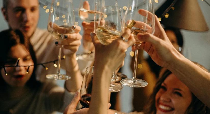 Bor az ünnepek alatt: mennyi az egészséges határ?