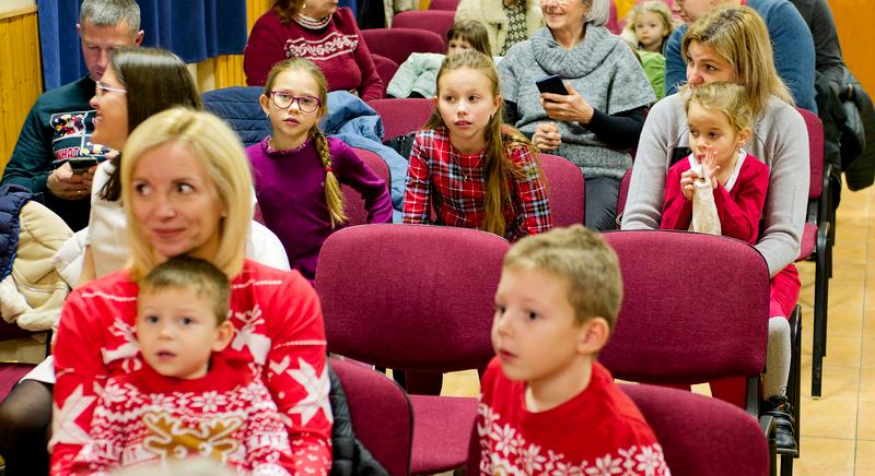 50 csomag került elő a zanati Mikulás puttonyából