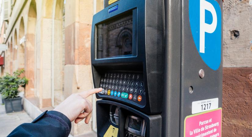 Fizetős lesz a parkolás Budapesten is
