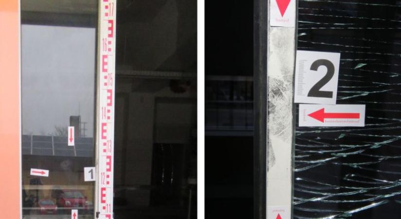 Egy óra alatt több bűncselekményt követett el Mezőkövesden