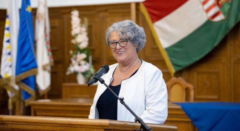 Borította az asztalt a polgármester tiszás jelöltsége