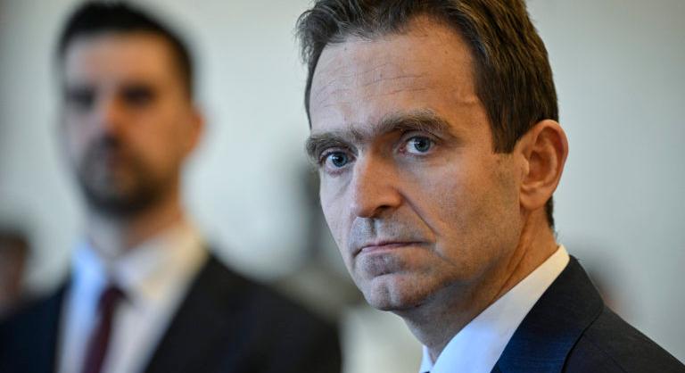 Beneš-dekrétumok: Ódor szerint az állami hivatalok nyitogatják a múltat, a kormány lezártnak tekinti a kérdést