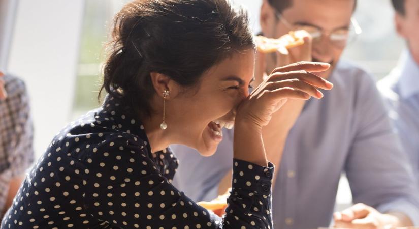 Szarkazmus, cinizmus: miről árulkodik a csípős humor?