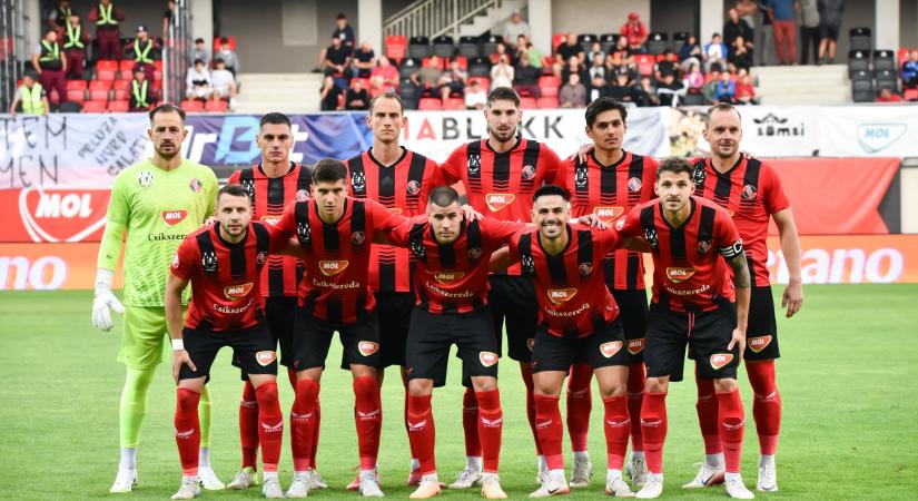 Magyar zászlót szedtek le az FC Arges ultrái – videó