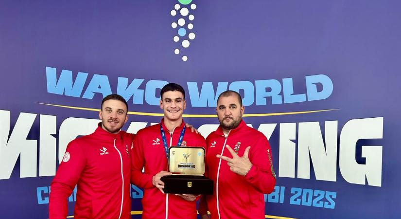 Szmolek Emánuel már háromszoros világbajnok!