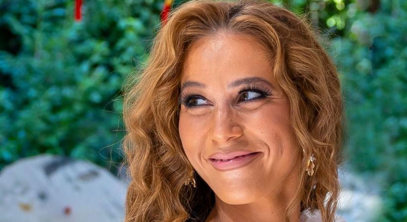 Ezért titkolta a sztárséffel való kapcsolatát Mikes Anna