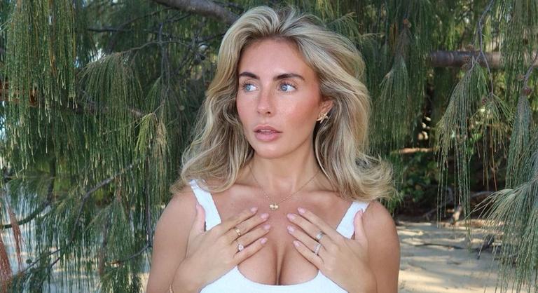 Újabb részletek derültek ki a fél nap alatt 1057 férfival lefekvő Bonnie Blue őrizetbe vételéről