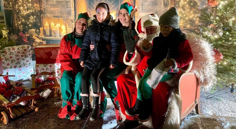 Kisvonatos Mikulás-nagyüzem volt Balatonfüreden, fideszes politikusok is érdeklődtek