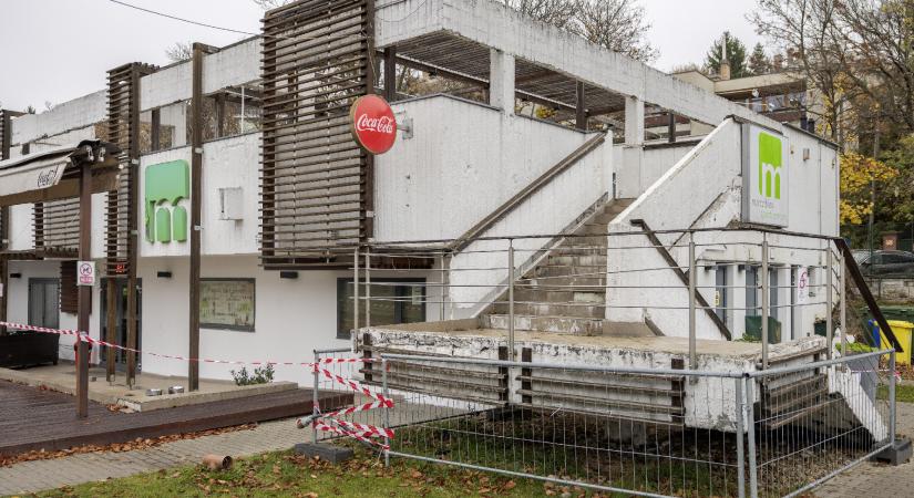 Beázik, penészes, balesetveszélyes