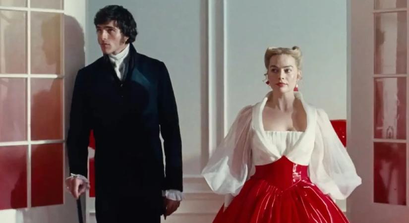 Margot Robbie megvédte az Üvöltő szelek új feldolgozását, amiért az eredetileg sötét bőrű Heathcliffet Jacob Elordi játssza, és az ő karaktere sem éppen tinédzser, mint ahogy a regényben