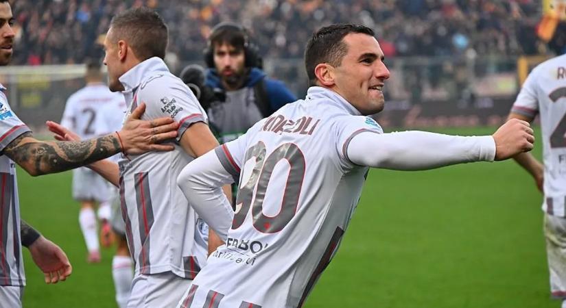 A Roma ellen szakadt meg a Cagliari borzasztó sorozata; a Cremonese a szünet után őrölte fel a Leccét