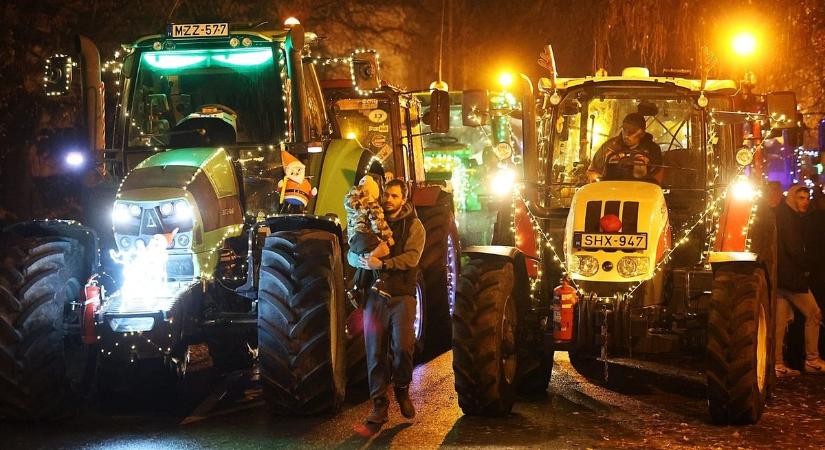 Ne maradj le: ezeken a településeken még idén megcsodálhatod a fénytraktoros felvonulást – fotók