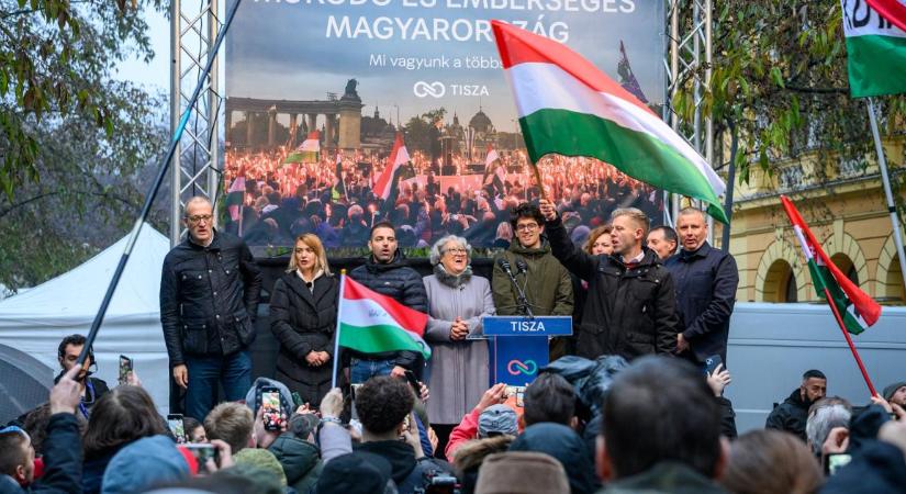 Advent vasárnapján ismét Debrecenben járt Magyar Péter – fotókkal, videóval