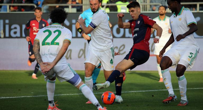 Szardínián meglepetésre vereséget szenvedett az AS Roma