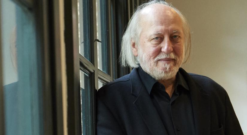 „A remény nálam éppen végleg kifogyott” – Krasznahorkai László ünnepi beszédet mondott Stockholmban