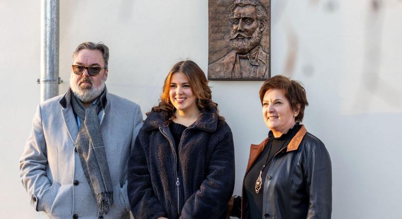 Ma is szükség van Jókaira, a komoly mesékre