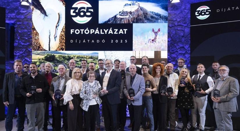 A Varjúűzőtől a Váratlan párharcig – Díjazták a Magyarország 365 fotópályázat legjobb képeit