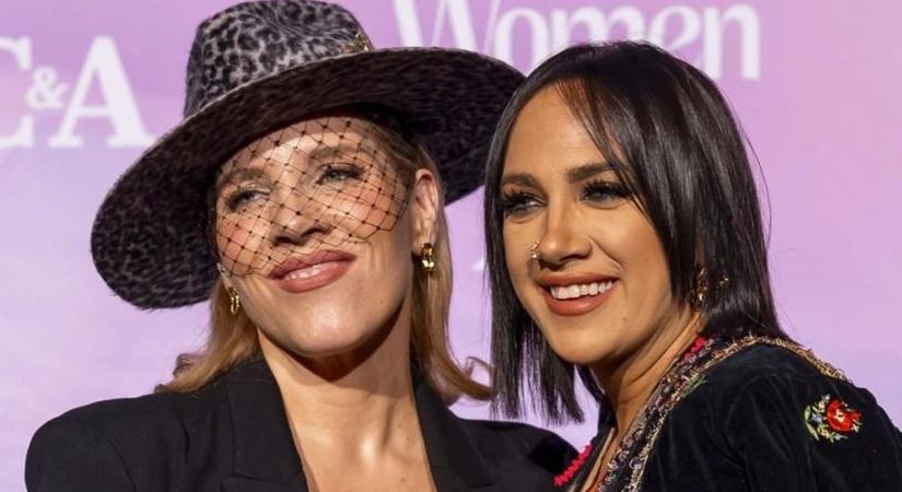 Vége a viszálynak? Tóth Vera együtt ünnepelt testvérével