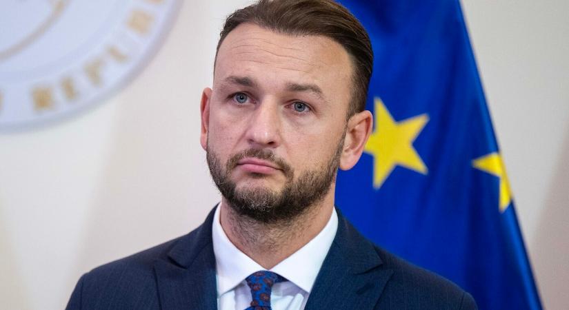 Šutaj Eštok: Szlovákia elutasítja az uniós migrációs paktumot