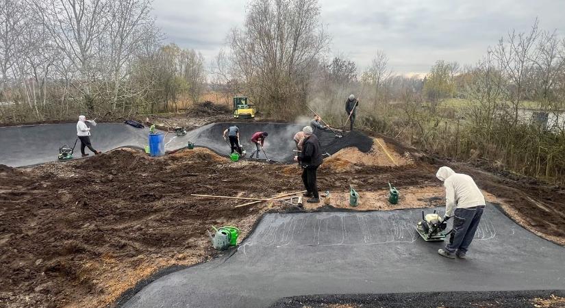 Fontos fejlesztés a fiataloknak: így halad a pumpapálya építése