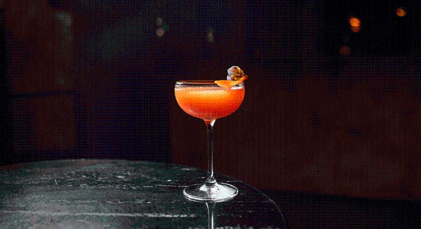 Visszatérés a klasszikus bárkultúra alapjaihoz: megnyitott a Lazy Lion bár az Adria Palotában